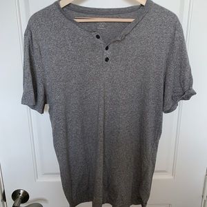 Gray Old Navy Henley Shirt - Mens L